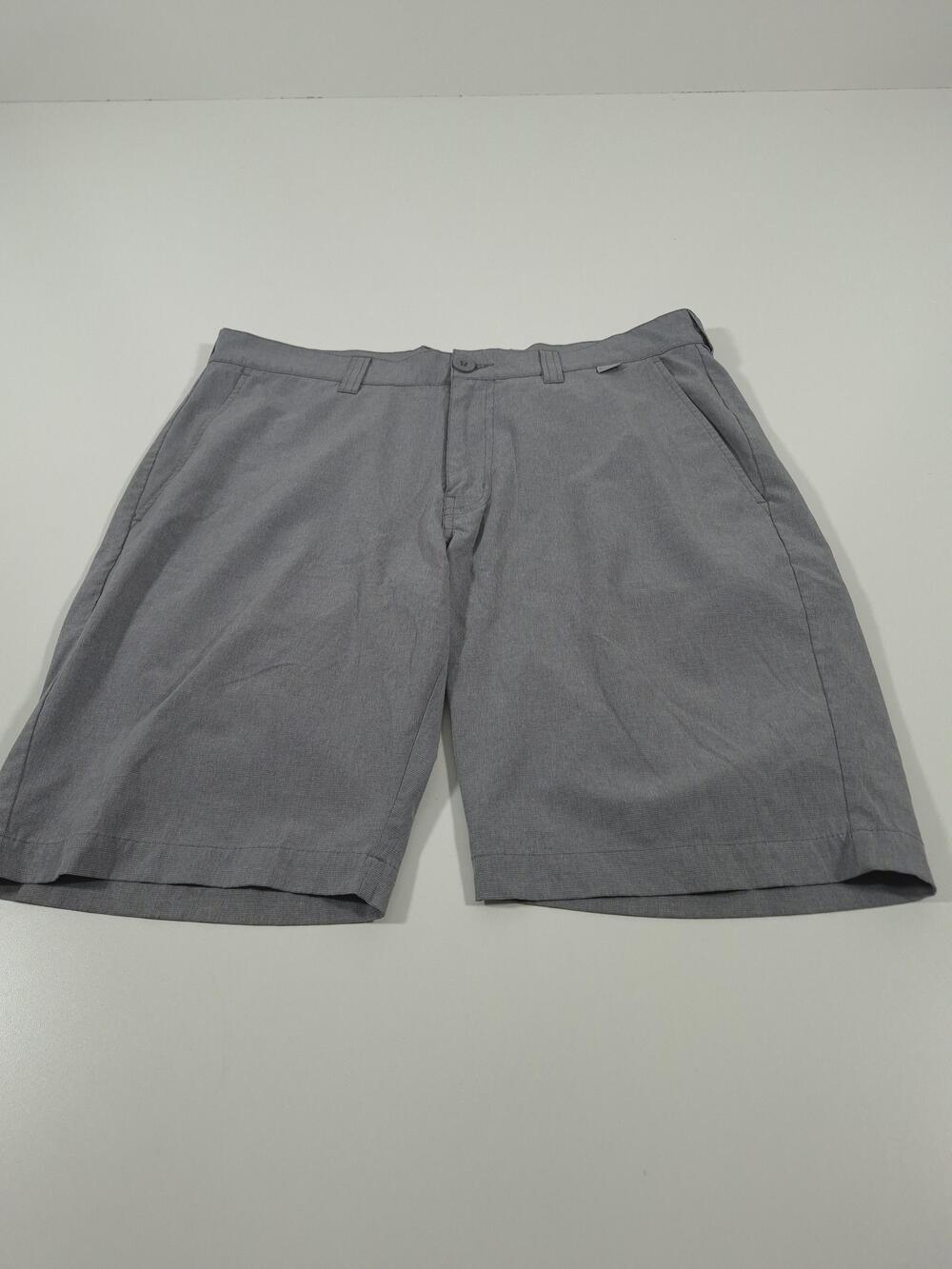 Travis Mathew Beck Shorts Mens 32 Gray Chino 10 Inseam Golf Performance Stretch